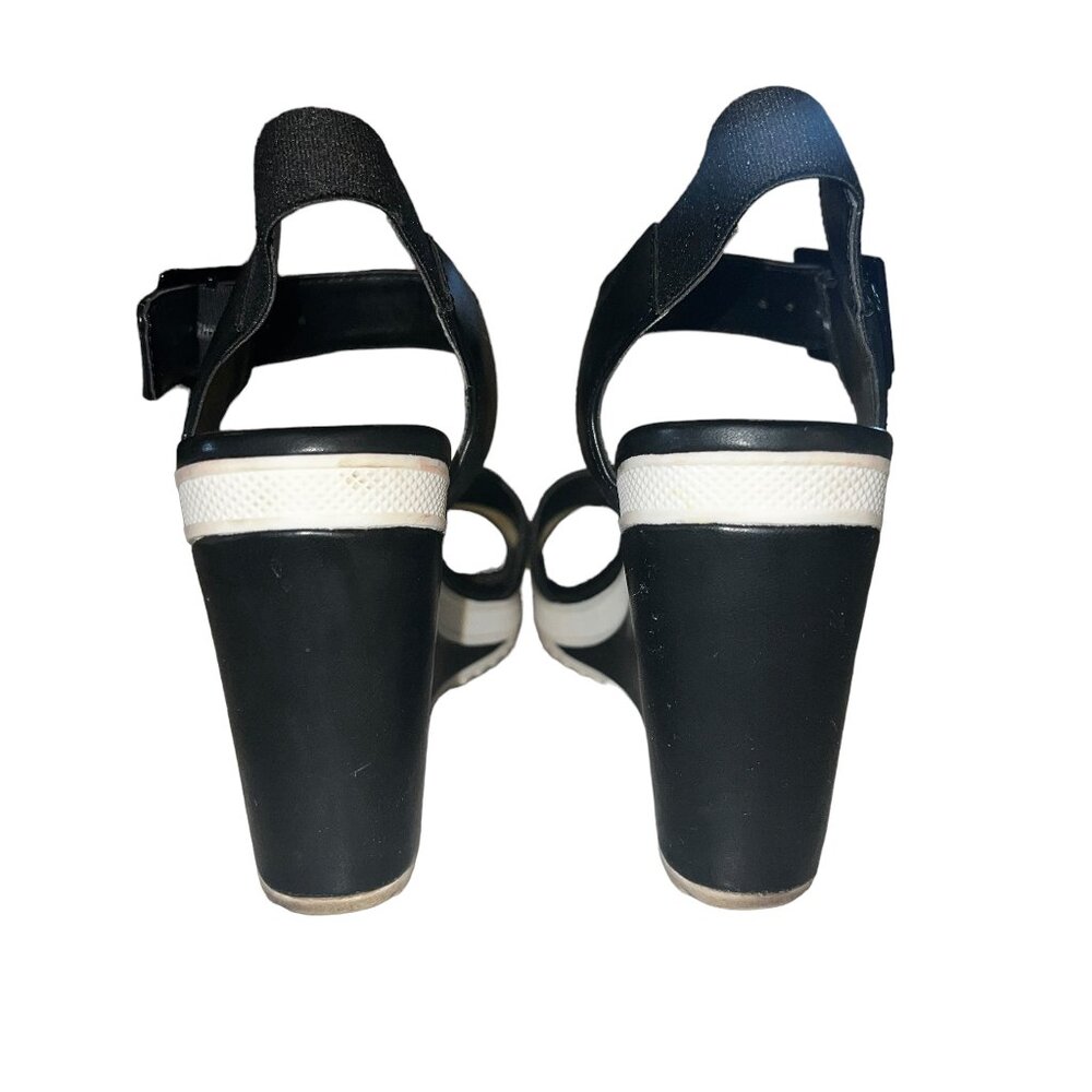 Super comfortable! Tommy Hilfiger Black & White Athleisure Wedge Size 7.5 - Picture 3 of 10